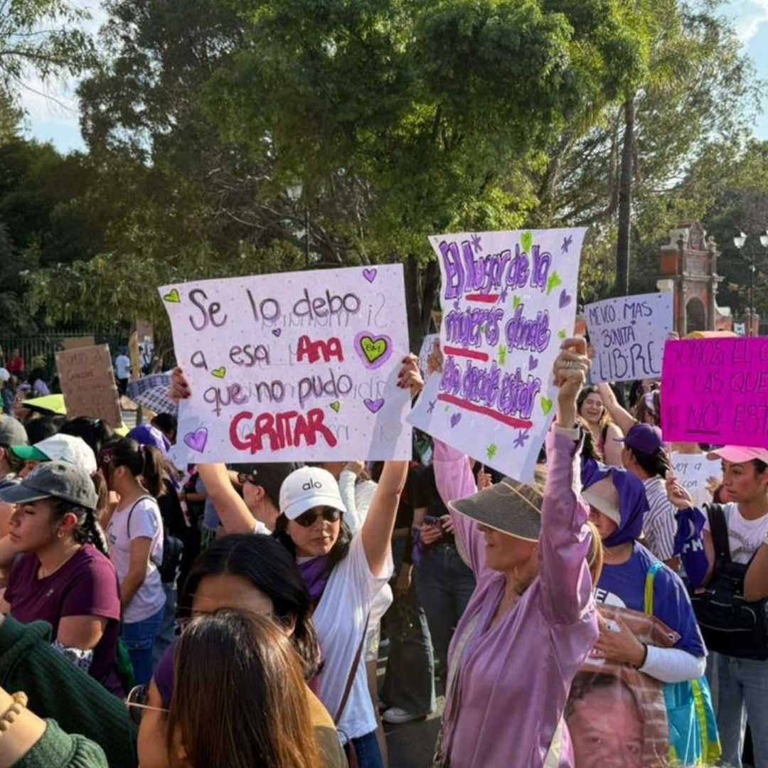 Comienza Movilización del 8M en el Centro Histórico de Querétaro