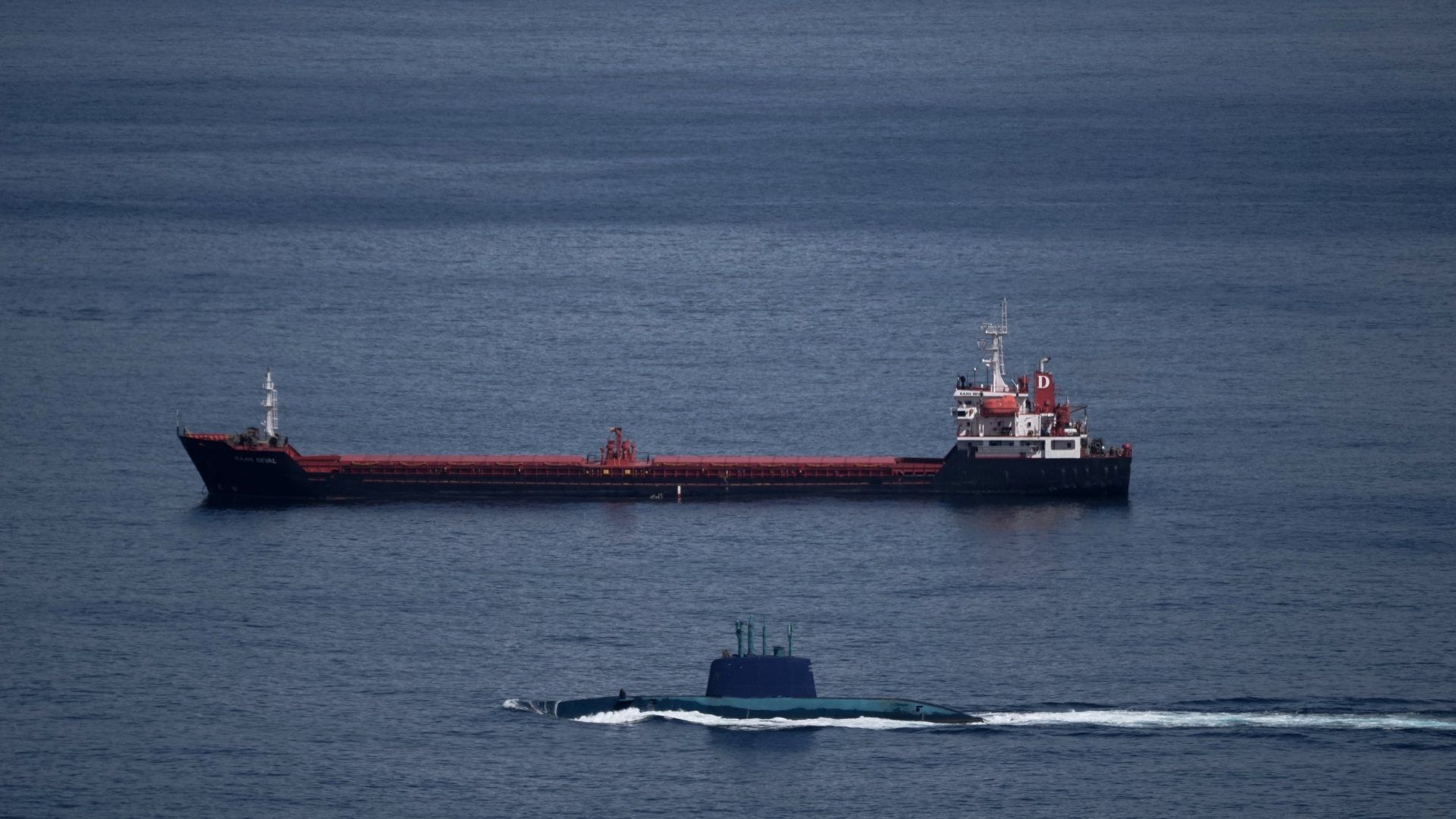 Petróleo Sube a su Precio Más Alto desde 2023 mientras Conflicto en Medio Oriente se Intensifica
