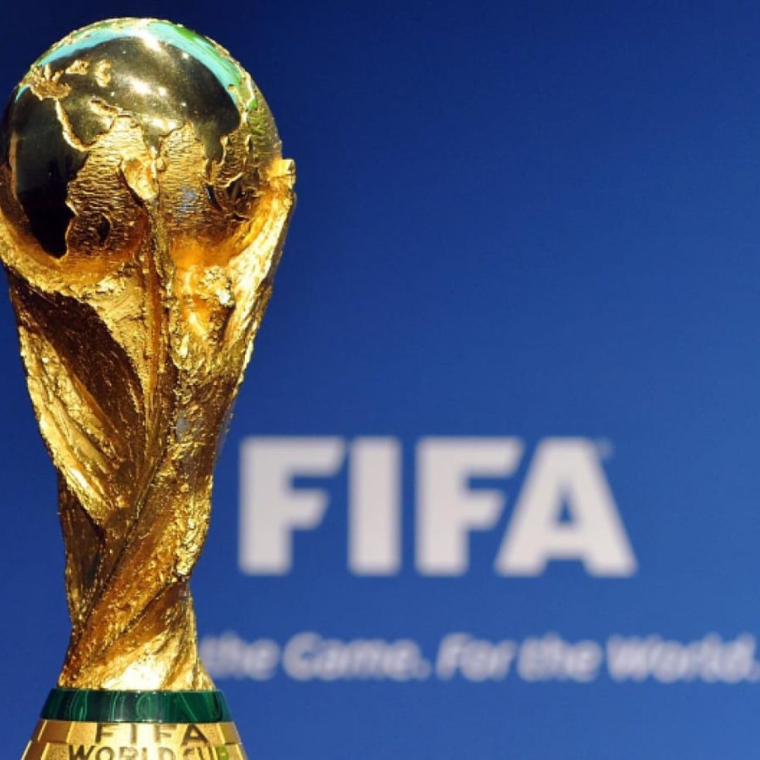 El trofeo del Mundial 2026 se disputará en México, Estados Unidos y Canadá a partir del 11 de junio. Foto: FIFA