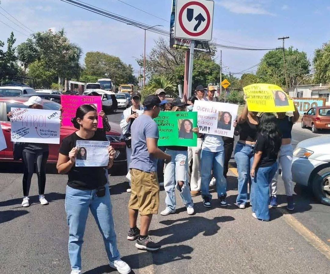 Familiares de Karol Toledo. Foto: Coatetelco Morelos Oficial