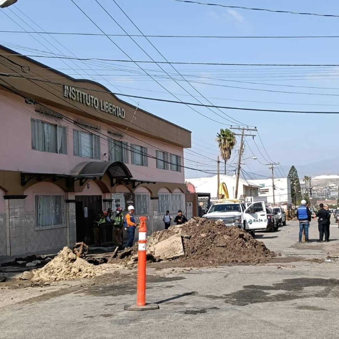 Fuga de Gas en La Joya Tijuana Evacúa Escuela y Cierra Vialidad