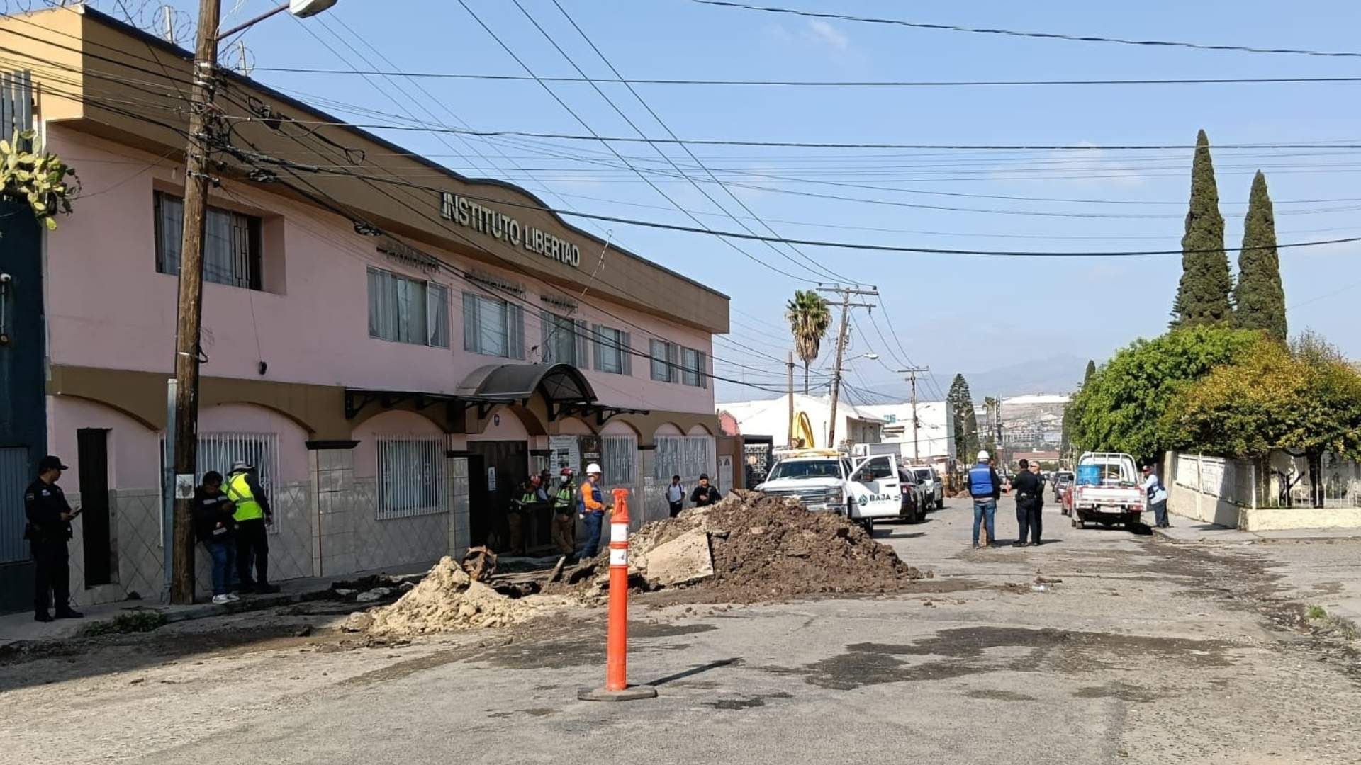 Fuga de Gas en La Joya Tijuana Evacúa Escuela y Cierra Vialidad