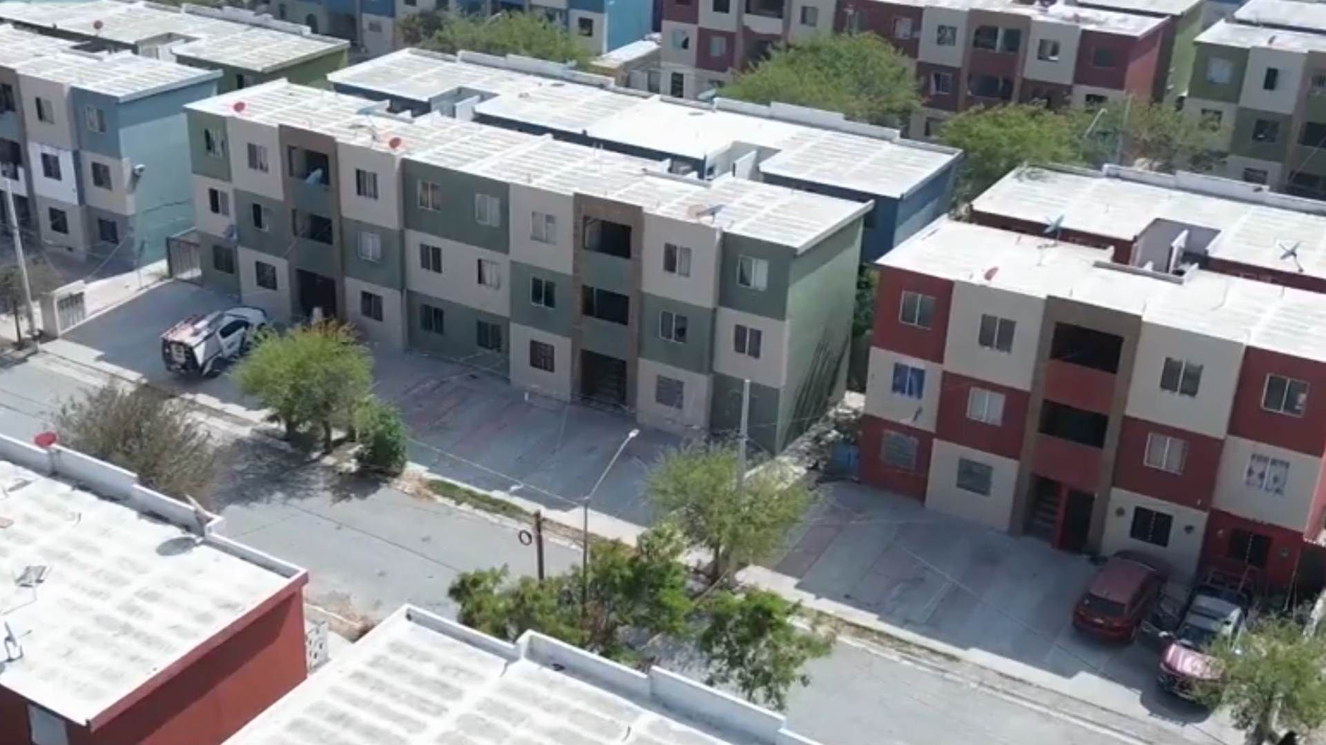 Autoridades de Forense en Edificio de Departamentos en García