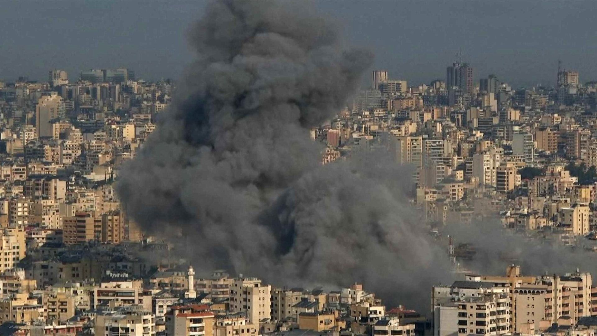 Bombardea Israel al Sur de Beirut en Supuestas Instalaciones de Hezbolá.