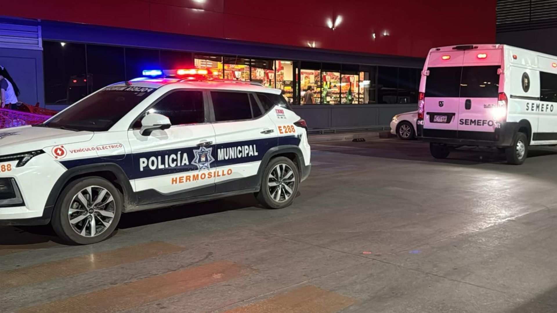 Encuentran a Mujer Mayor Muerta en Baño de Supermercado en Hermosillo, Sonora