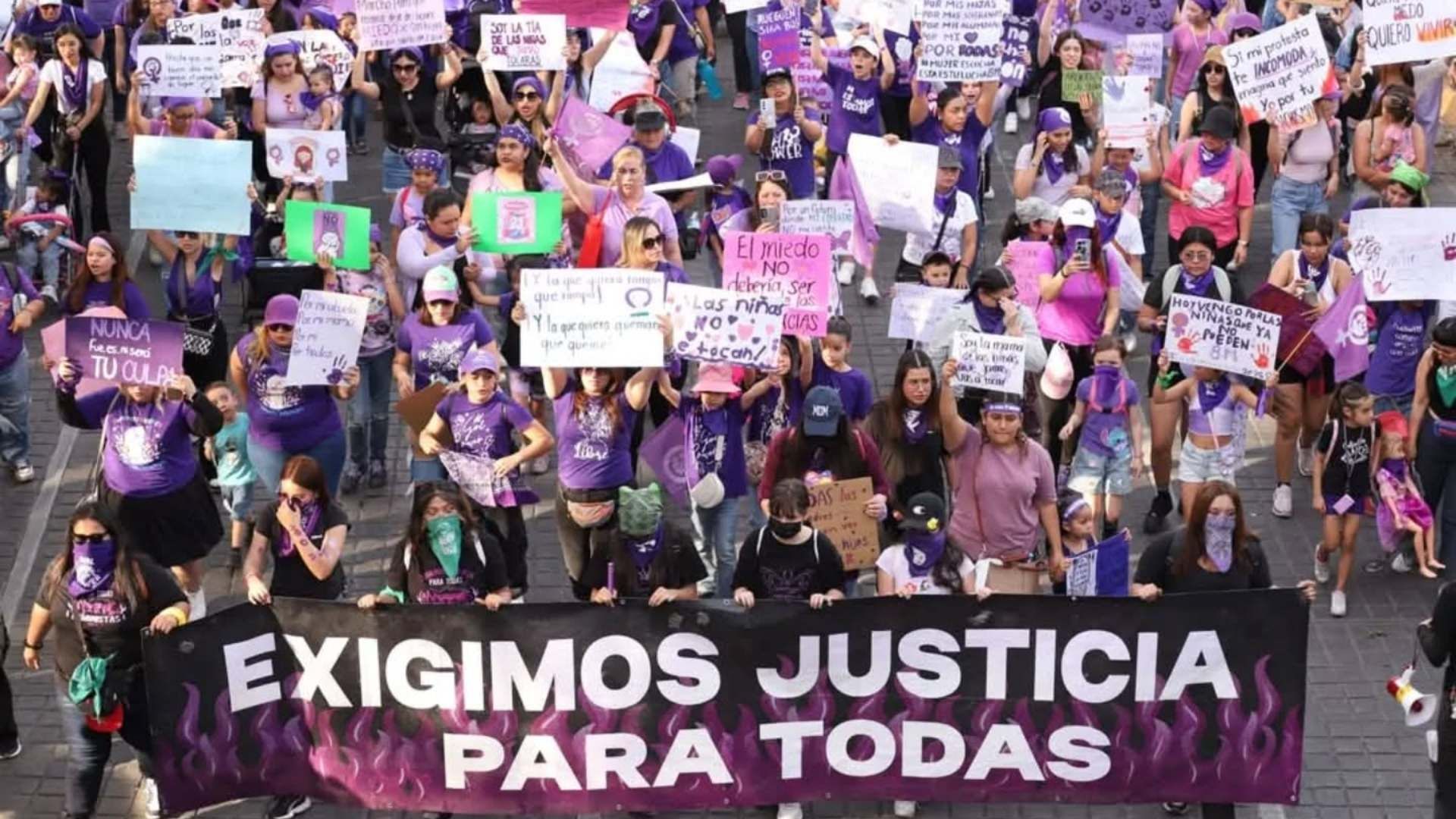 Marcha del 8M 2025 en Monterrey