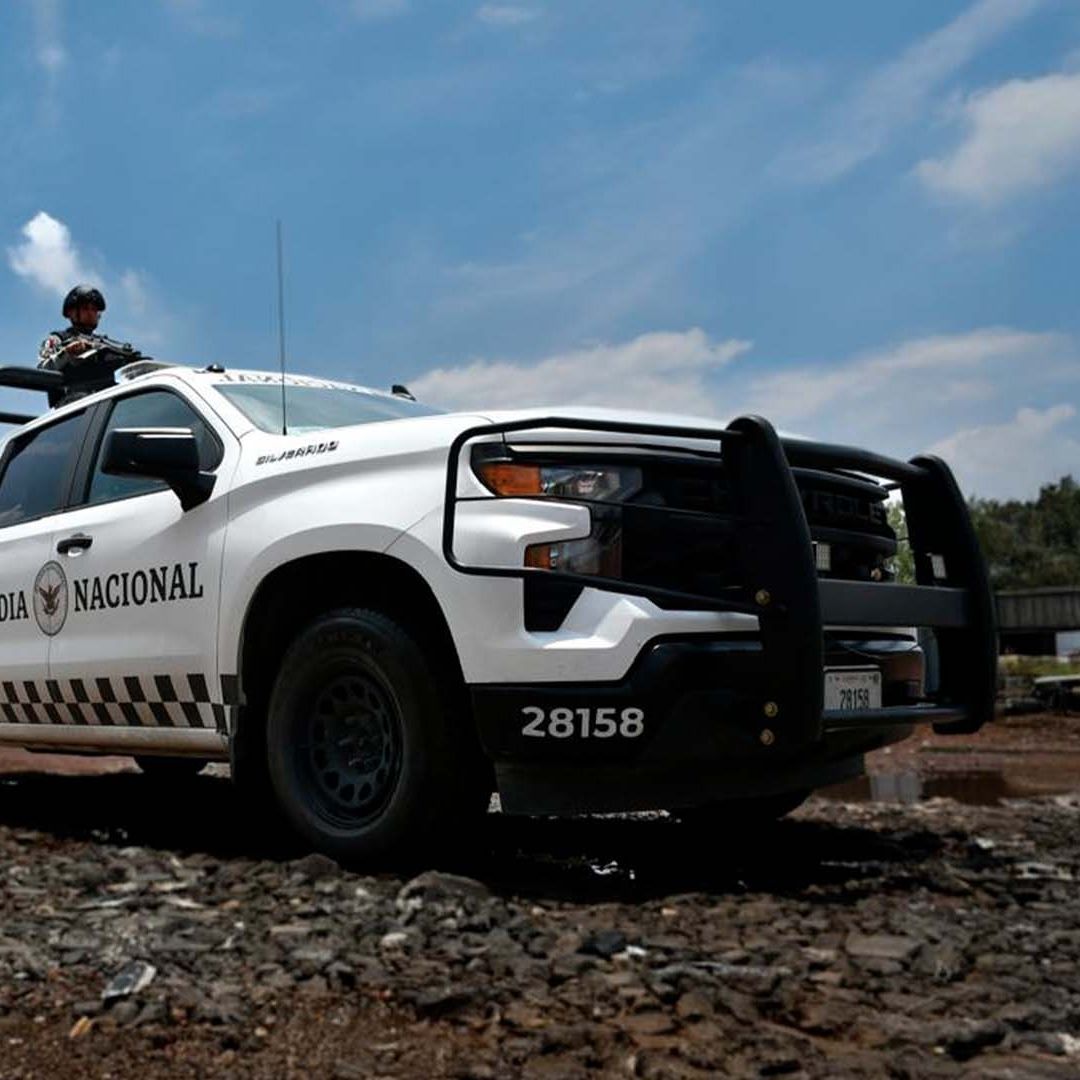 Guardia Nacional y Ejército Detienen a Cinco Sujetos en Nuevo Laredo; Decomisan Armamento