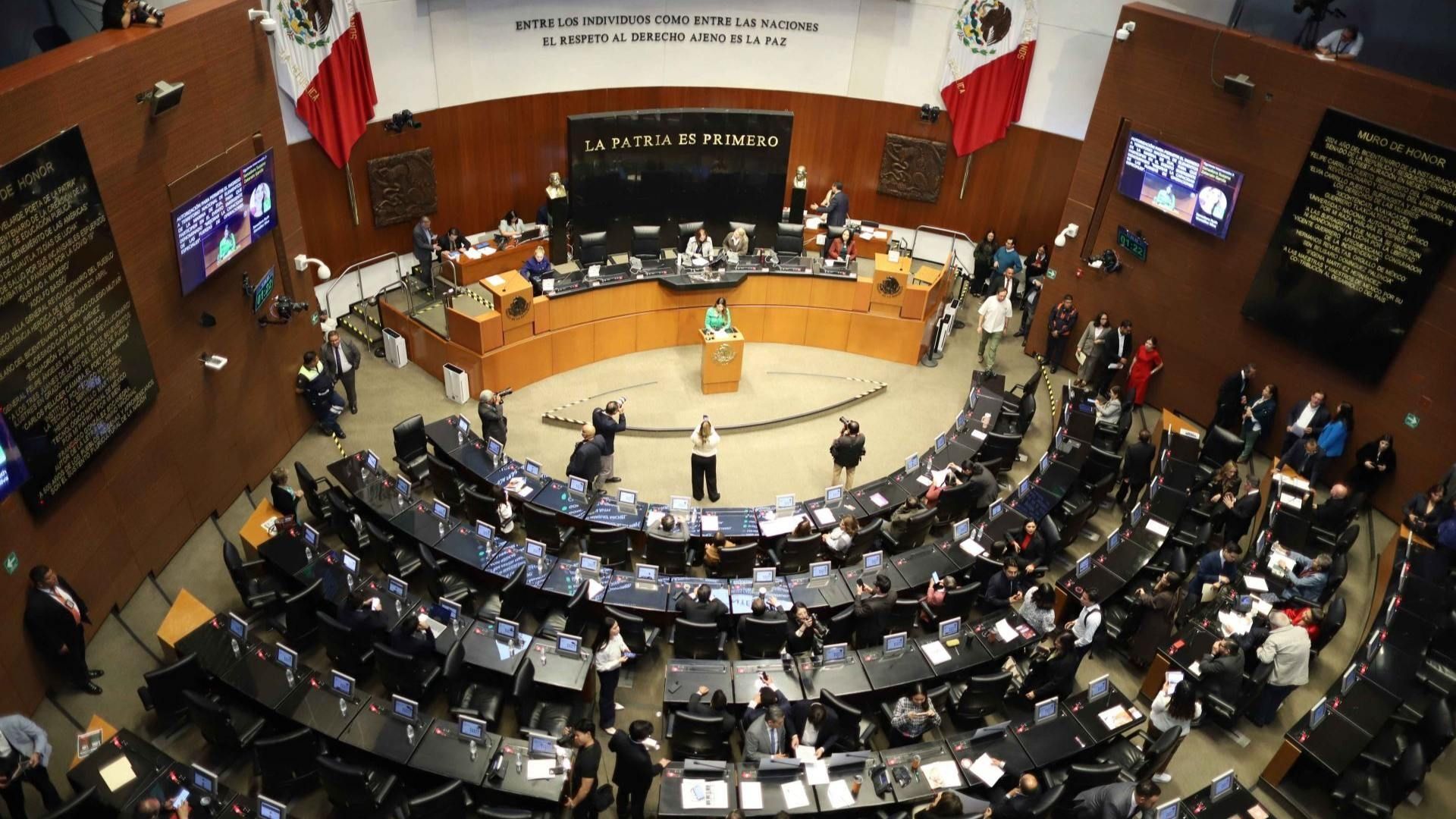 Arranca en Comisiones del Senado Debate de la Reforma Que Busca Limitar Pensiones Millonarias
