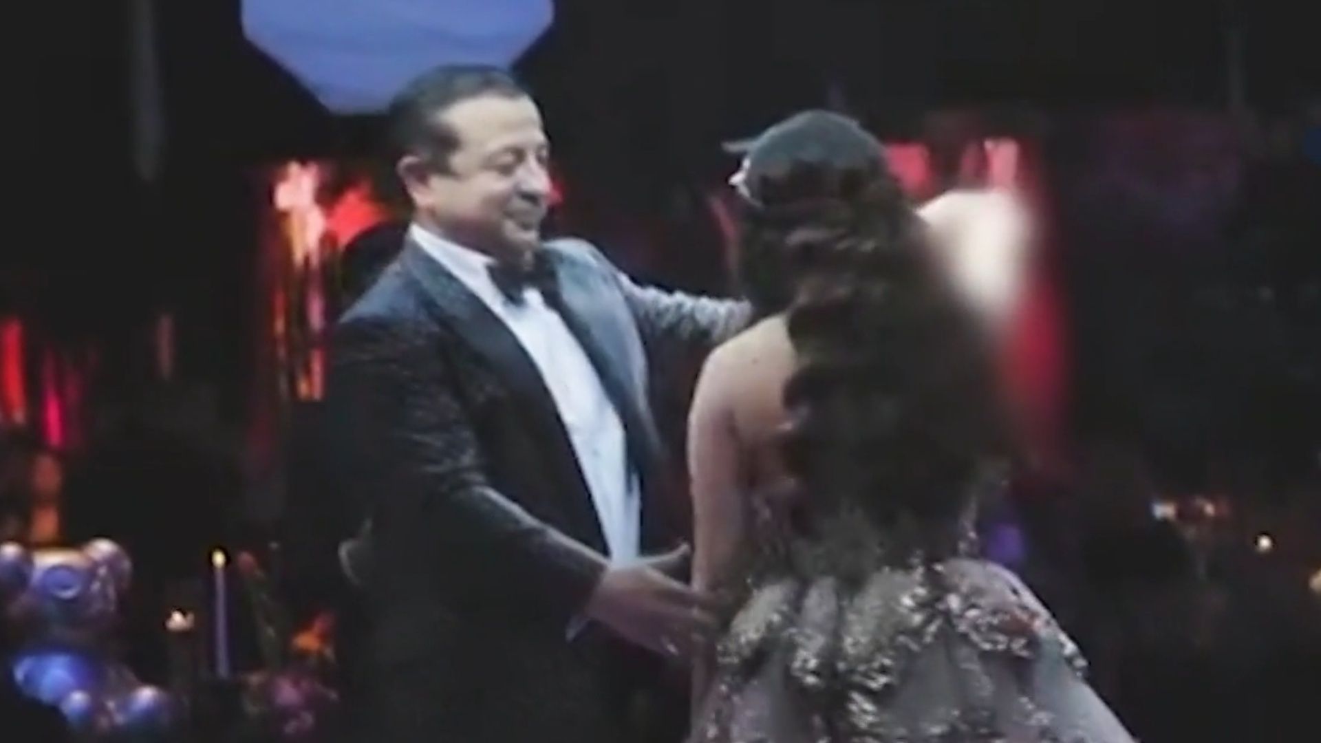 Papá que Gasta Millones de Pesos en Fiesta de XV Años de Su Hija, es Contratista de Pemex