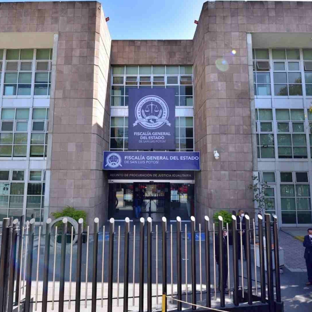 Tres Policías Enfrentan Proceso por Muerte de Dos Civiles en SLP