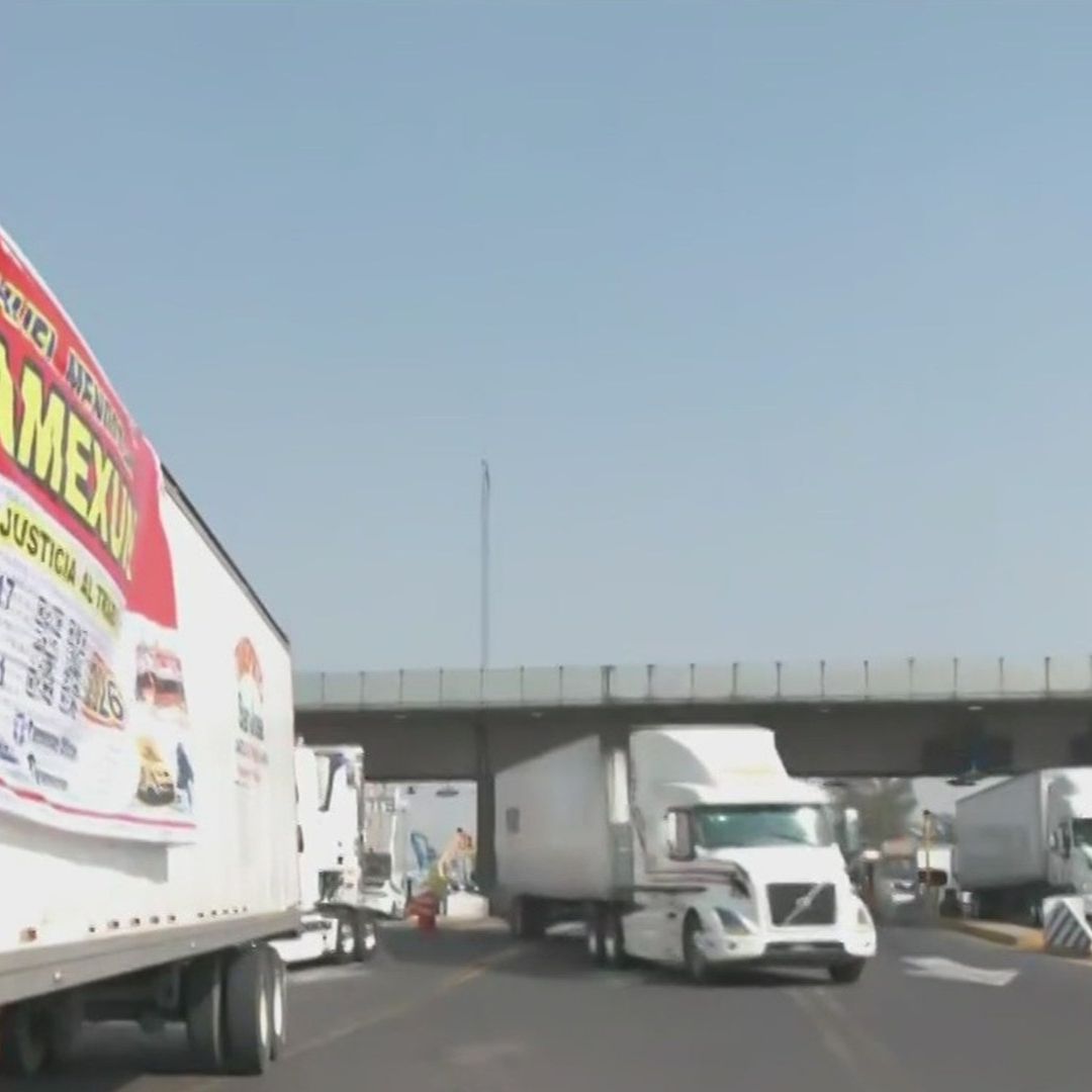 Bloqueo de transportistas en la Caseta de Tepotzotlán.