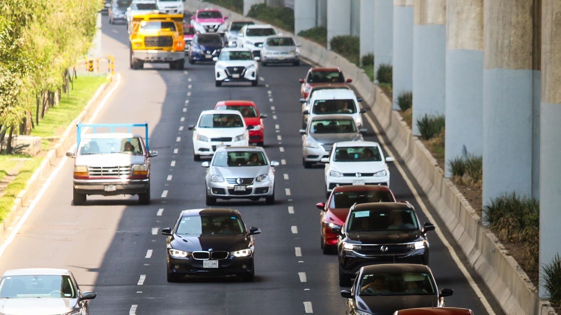 Autos que sí circulan 11 de marzo 2026 pese a contingencia ambiental