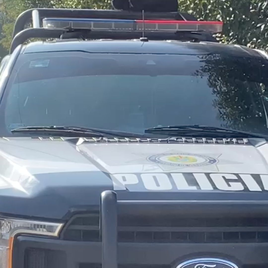 Movilización de policías en el poblado de Plan del Río en Emiliano Zapata, Veracruz.