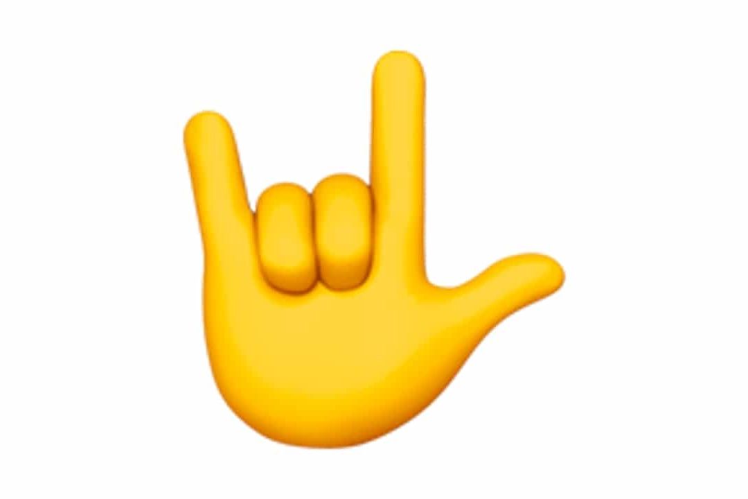 ¿Qué significa el emoji de la mano haciendo cuernos en WhatsApp?