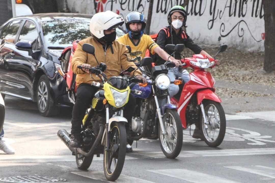 ¿Cómo tramitar las placas para motocicleta en CDMX?