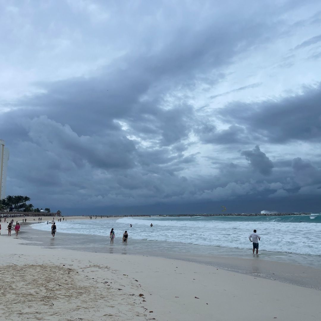 Afectaciones por el huracán Lisa en Quintana Roo