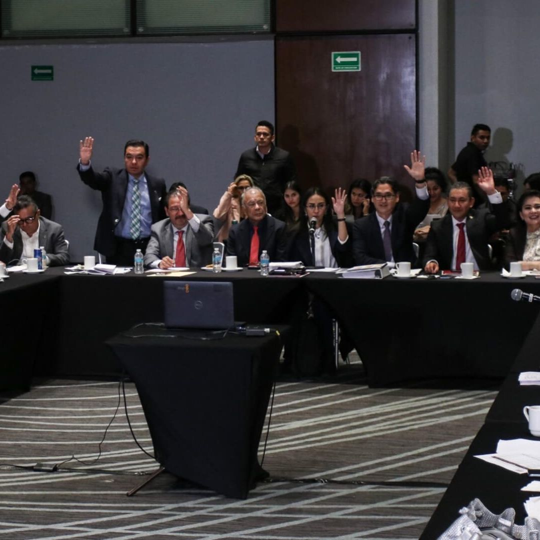 La sesión para aprobar en comisiones el PEF 2023 se efectuó en una sede alterna