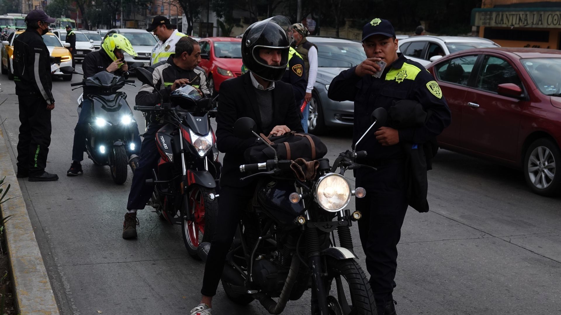 Operativo de seguridad vial para motos en CDMX