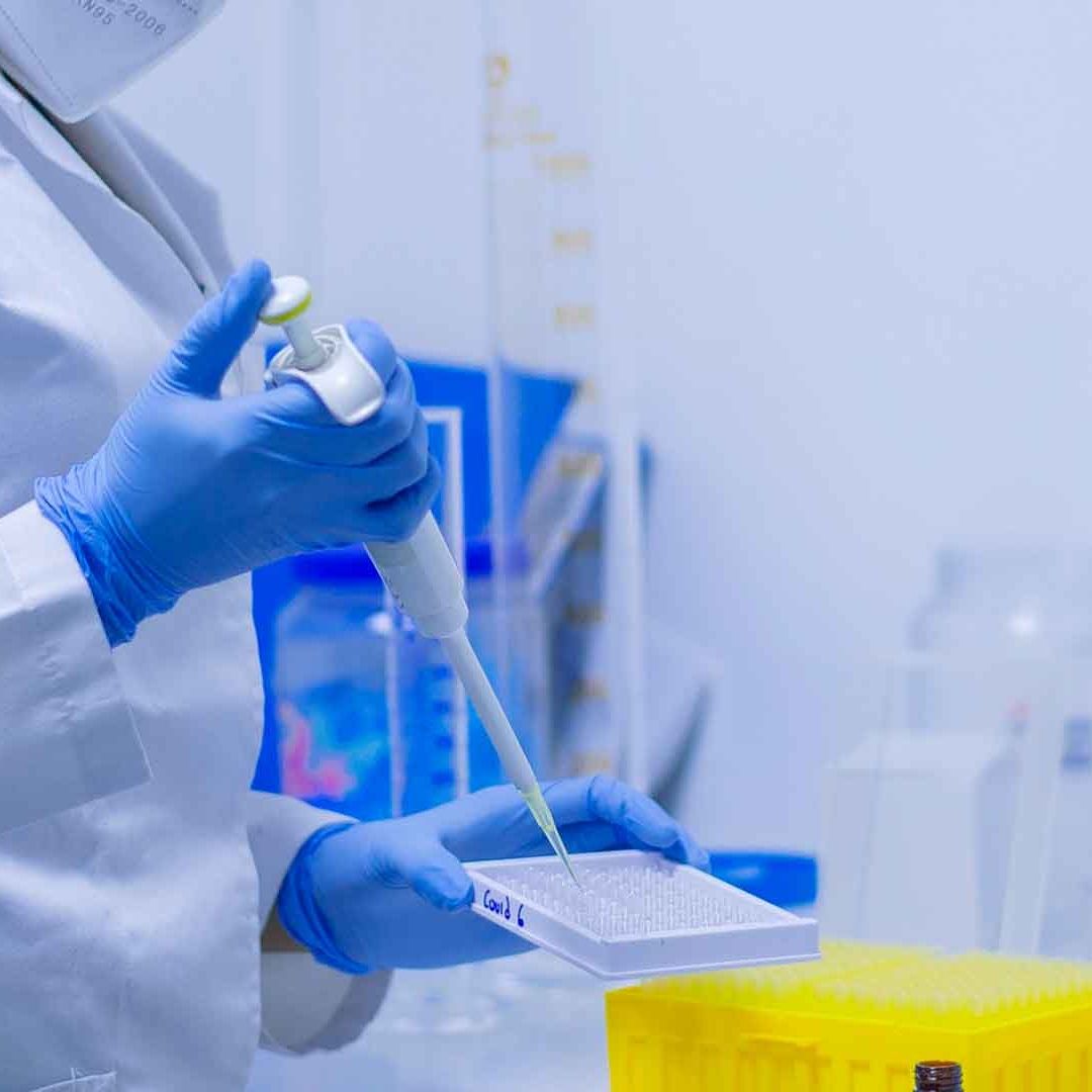 Científicos identificaron una proteína clave que sería determinante para nuevos fármacos contra el Coronavirus