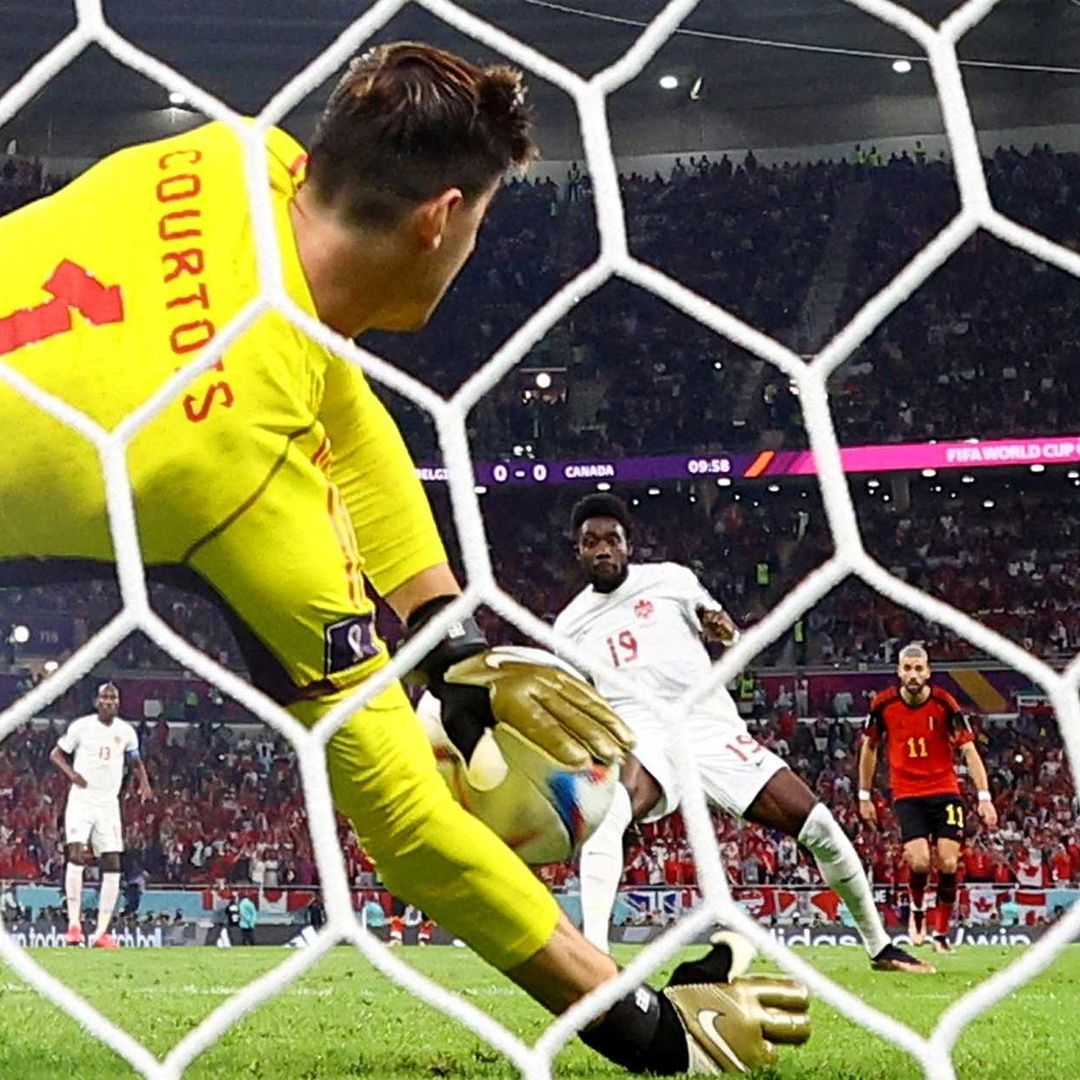 Thibaut Courtois evitó el gol en un penal