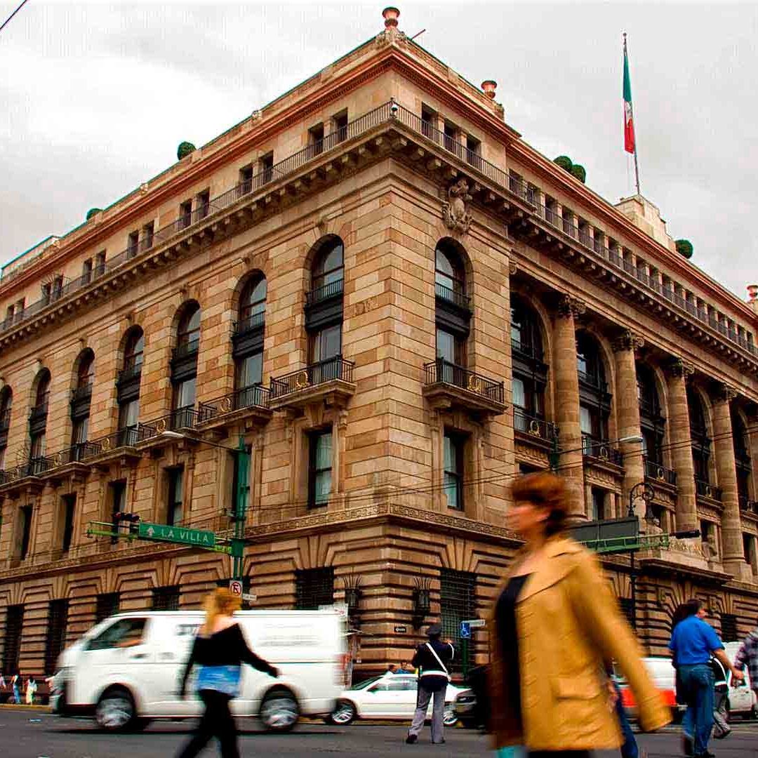 Banxico pronostica crecimiento del 3% para 2022