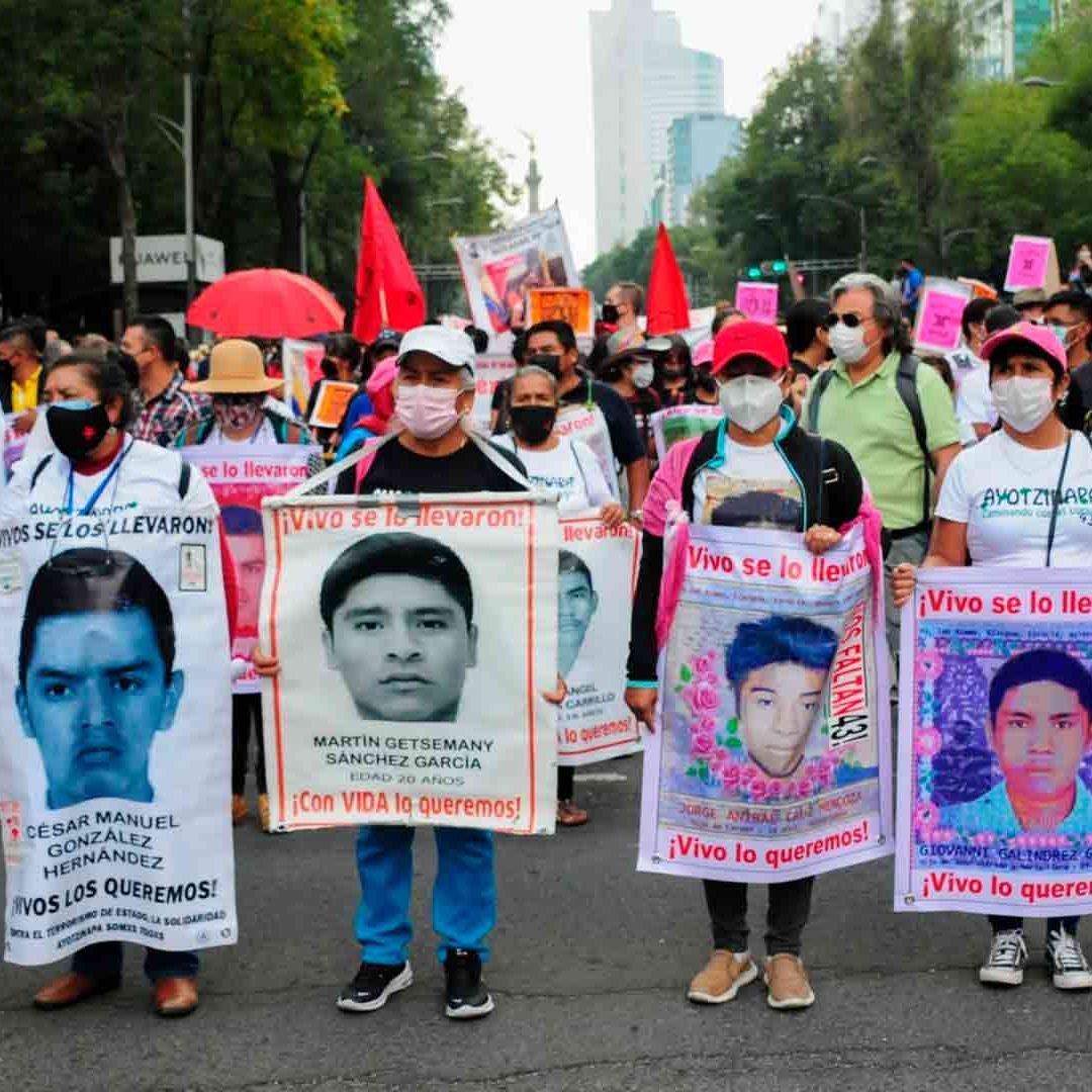 Encinas dijo que había nuevas evidencias contra Murillo Karam por caso Ayotzinapa