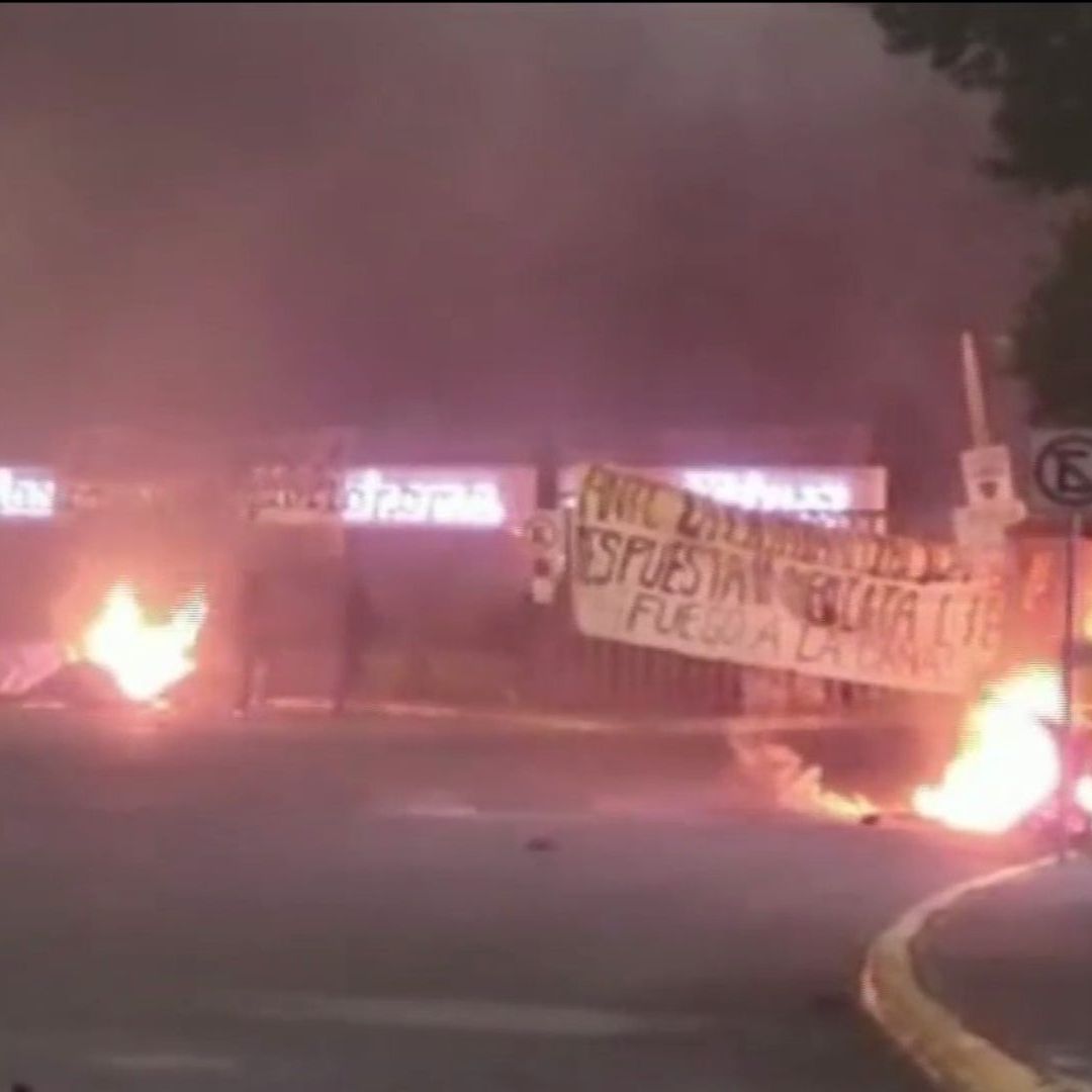 Encapuchados causaron destrozos en inmobiliario de CU de la UNAM