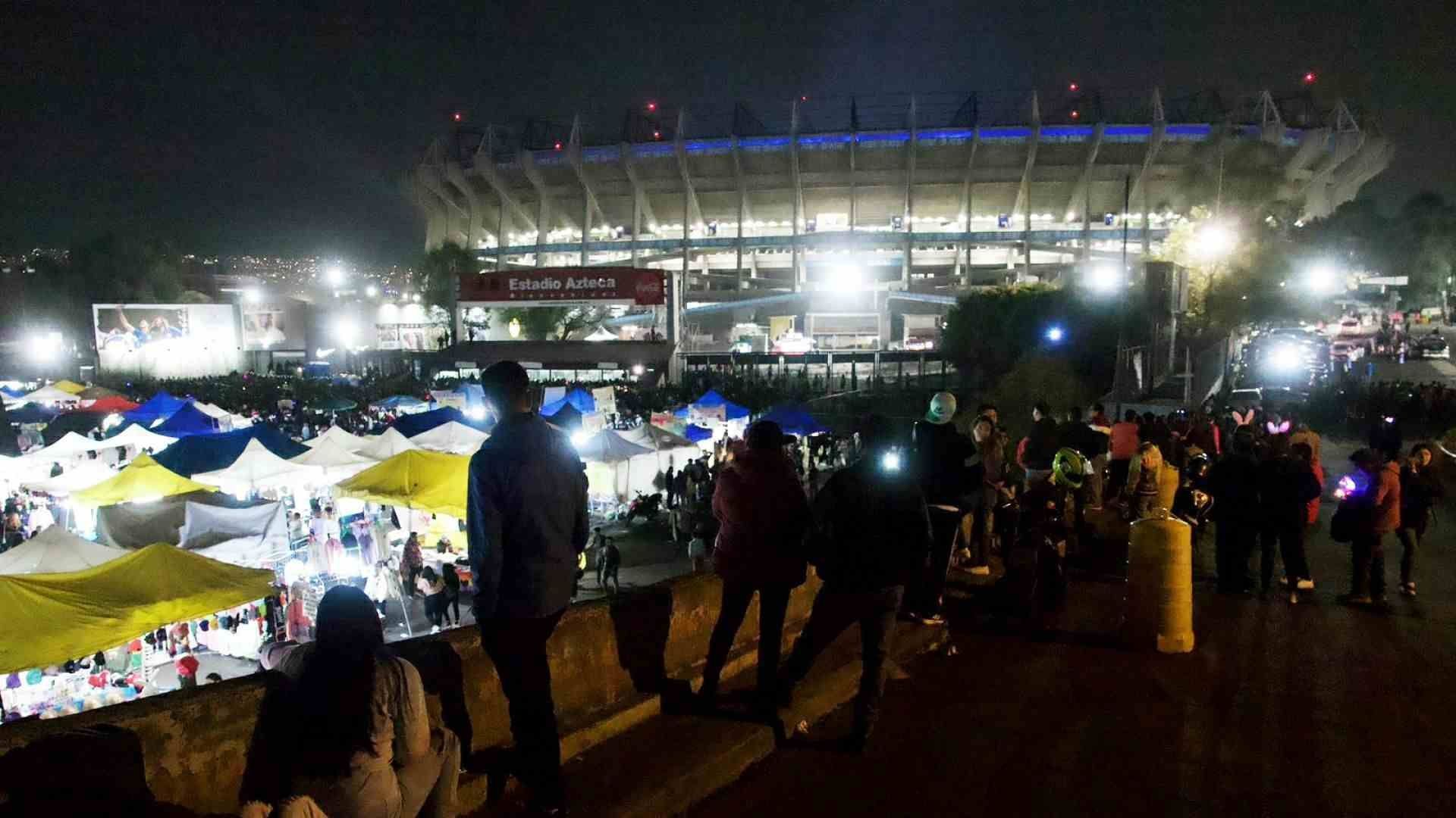 los revendedores fueron detenidos en el Estadio Azteca