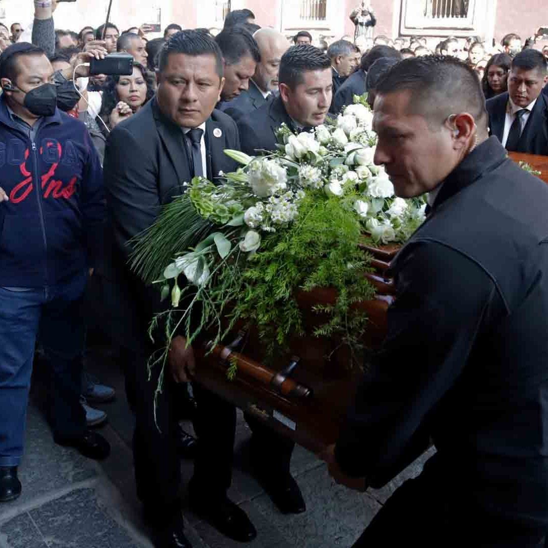 Realizan misa de cuerpo presente a Luis Miguel Barbosa, gobernador de Puebla