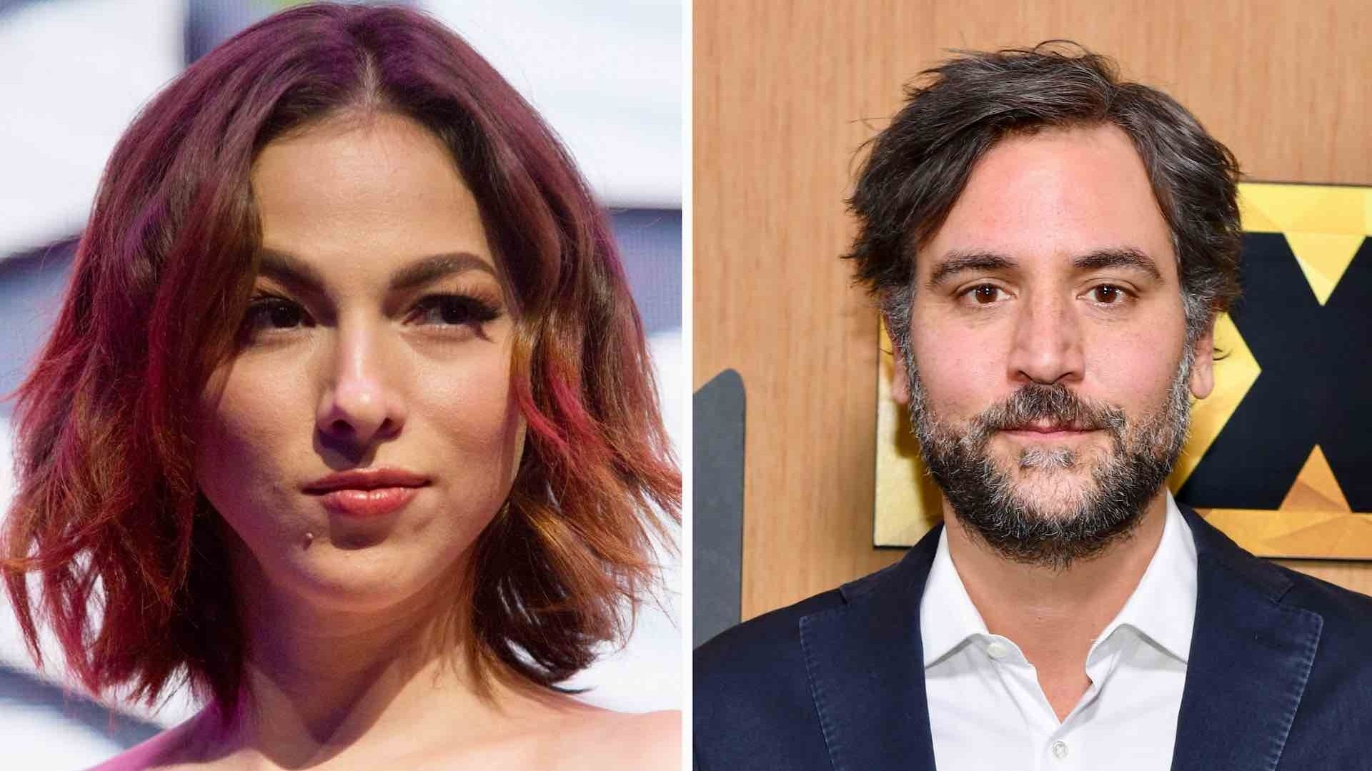 Paty Cantú, a la izquierda, y Josh Radnor, a la derecha