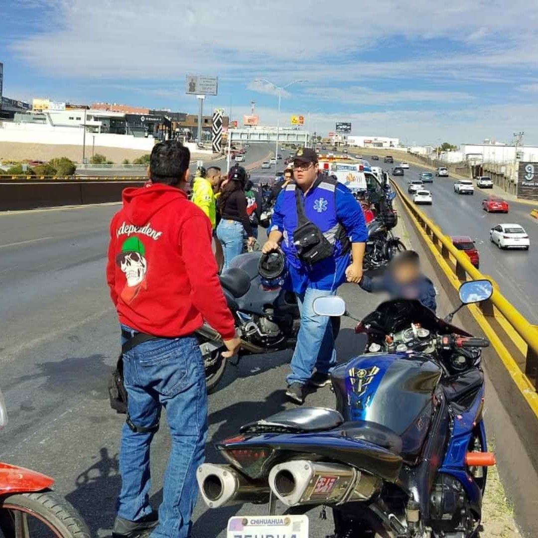 Accidente Vial Deja a Motociclistas Lesionados en Chihuahua