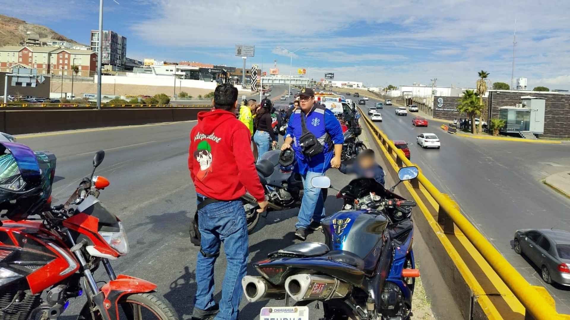 Accidente Vial Deja a Motociclistas Lesionados en Chihuahua