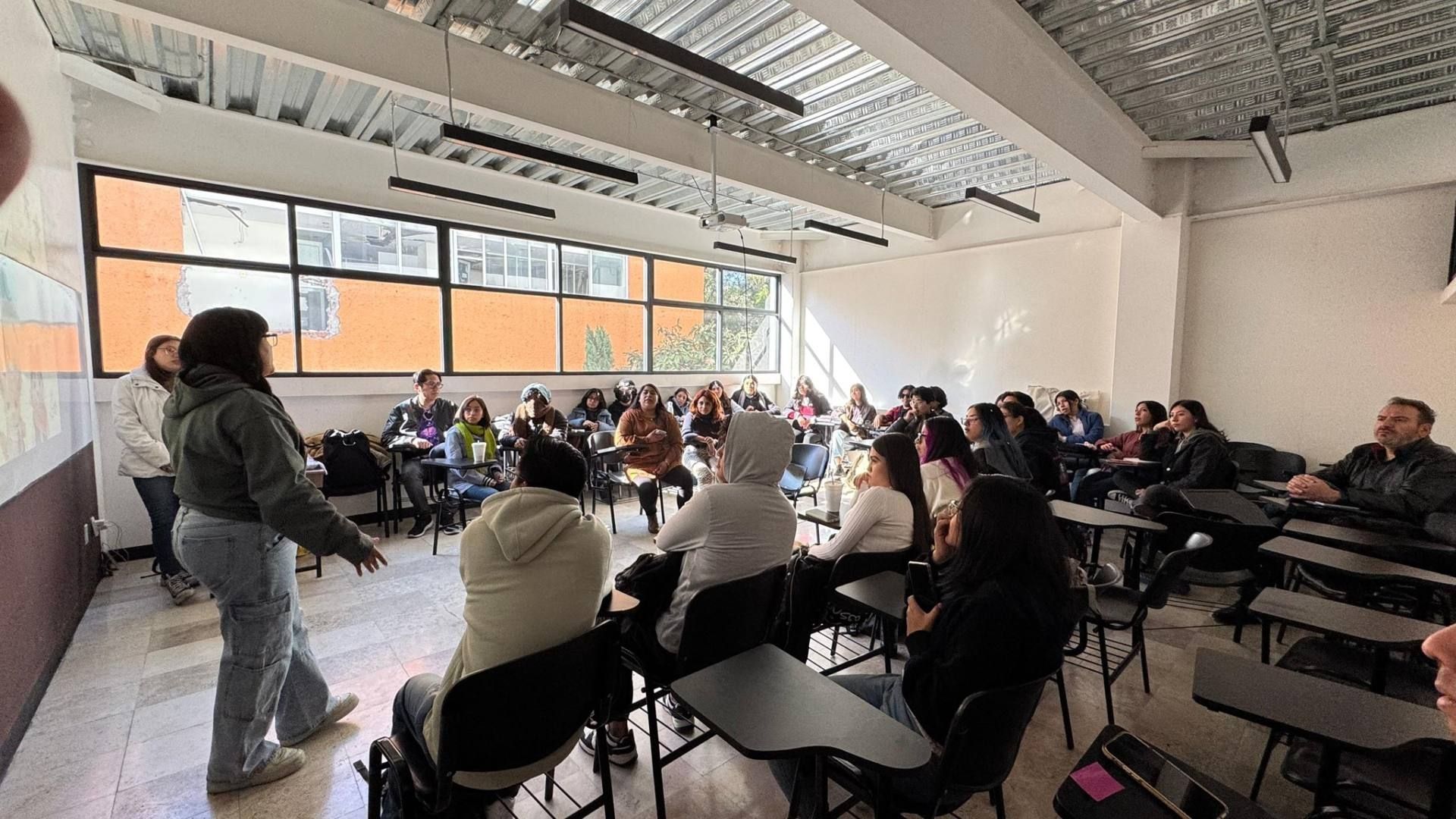La Universidad Nacional Rosario Castellanos aumenta la oferta educativa en México.