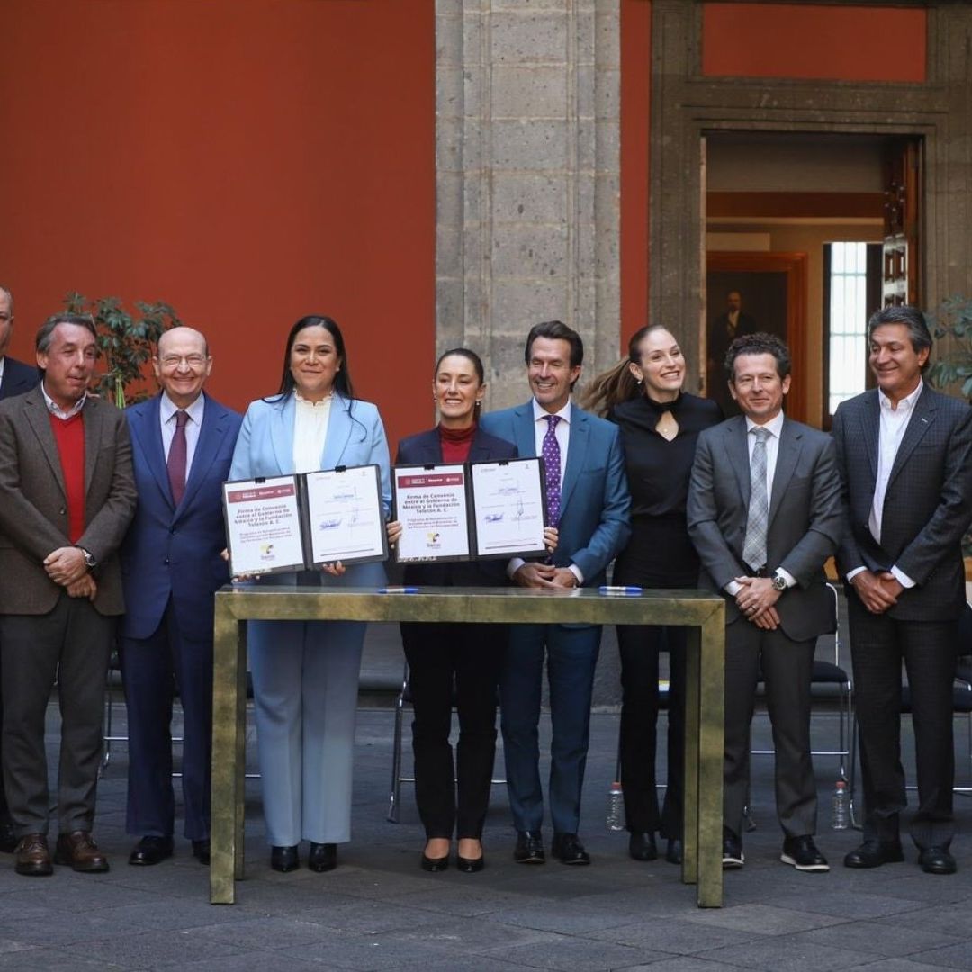 Firma del convenio entre Gobierno de México y Fundación Teletón 2024