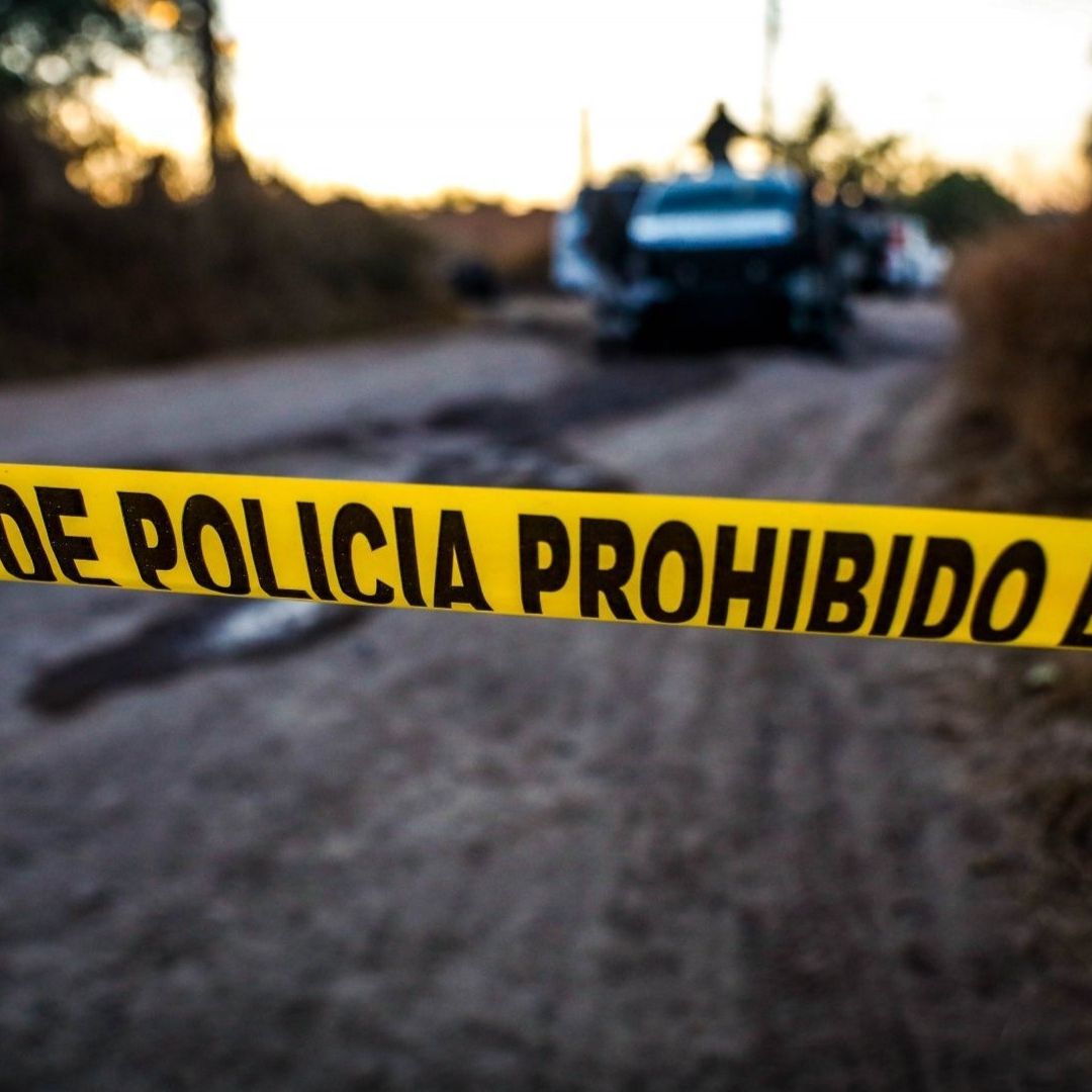 Motociclista Cae en Plena Avenida y Muere al Ser Atropellado por Otro Biker