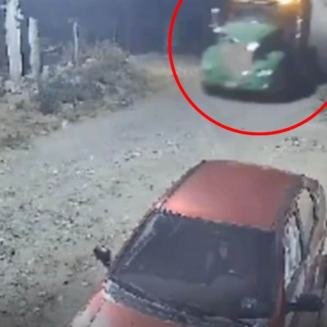 Persecución y Balacera entre Policías y Delincuentes por Robo de Tráiler en Tecamachalco