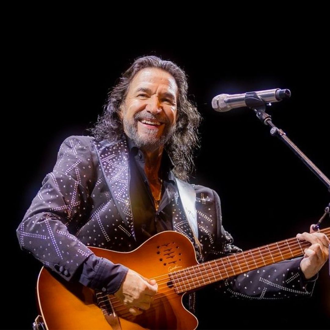 Marco Antonio Solís "El Buki"