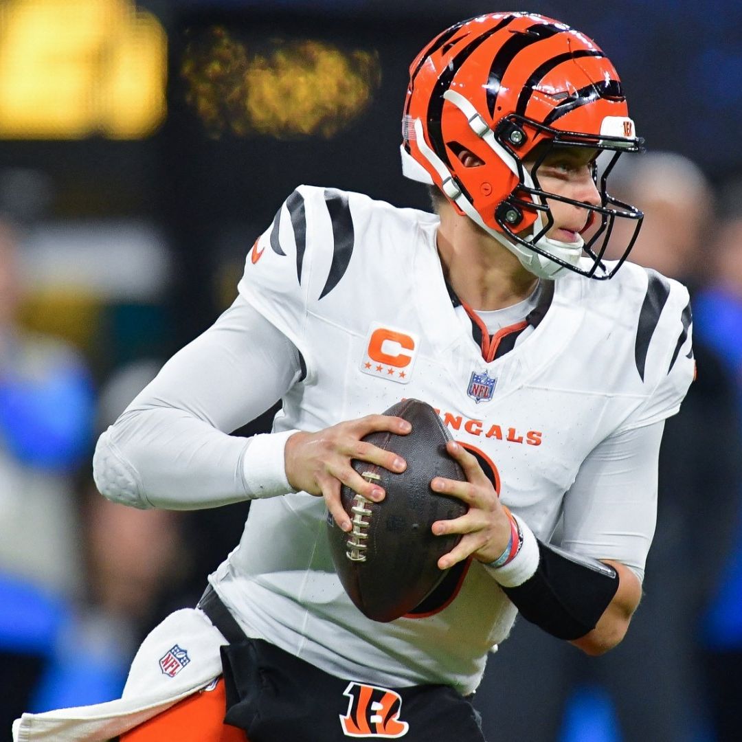 Joe Burrow compra un Batimóvil