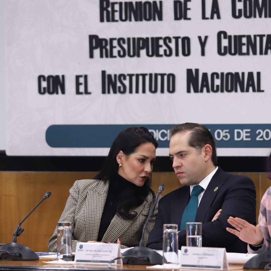 Las consejeras del INE, Norma Irene de la Cruz y Rita Bell, dialogan con diputados sobre el presupuesto para realizar la elección judicial 2025
