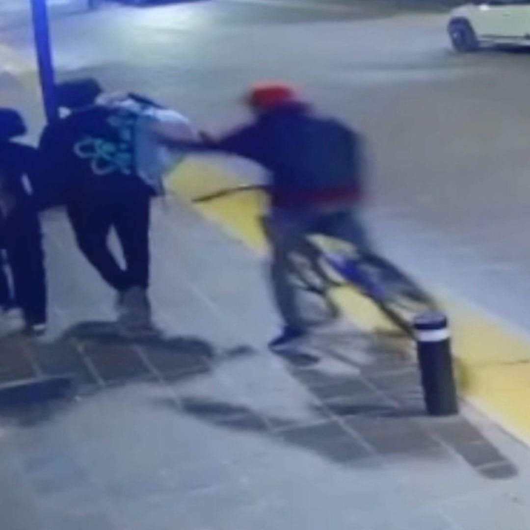 Captan Intento de Asalto de Ciclistas a Peatones en el Centro de León