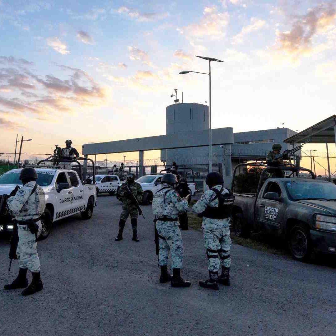 Trasladan al penal del Altiplano a Ovidio Guzmán