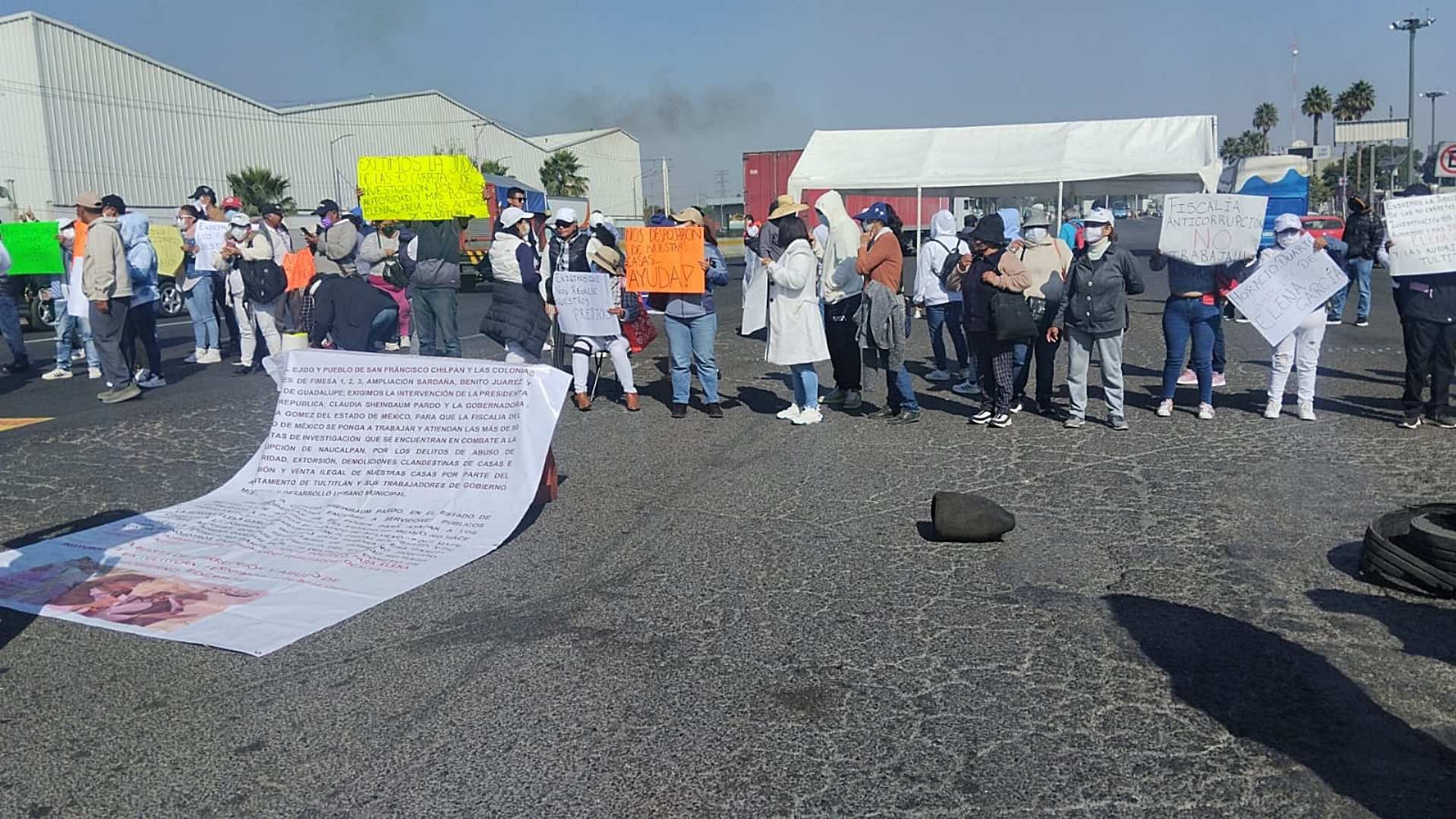Bloqueo en Caseta de Tepotzotlán: Protesta Colapsa la Autopista México-Querétaro