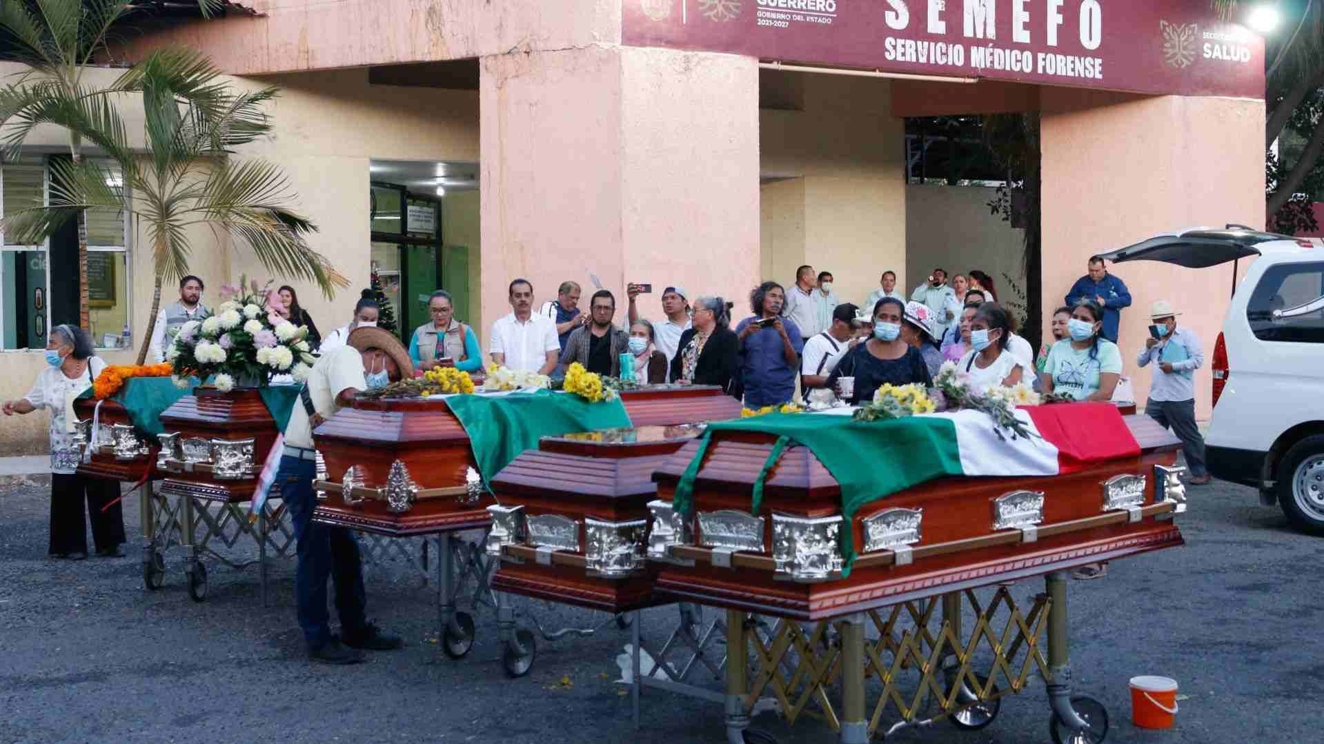 Entregan restos de desaprecidos Guerra Sucia
