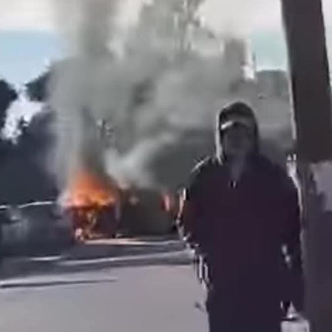 Elementos de la Marina Retenidos por Pobladores de Quecholac en Puebla; Incendian su Vehículo