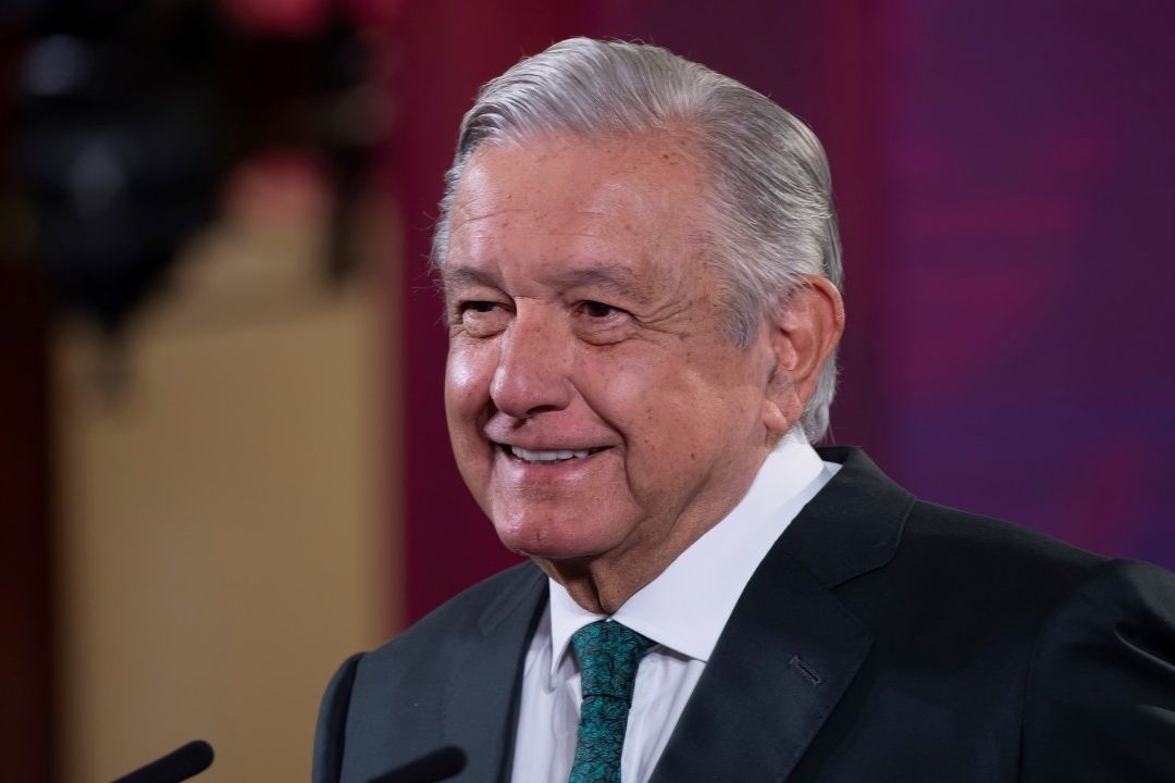 El presidente Andrés Manuel López Obrador presenta su mañanera desde Palacio Nacional