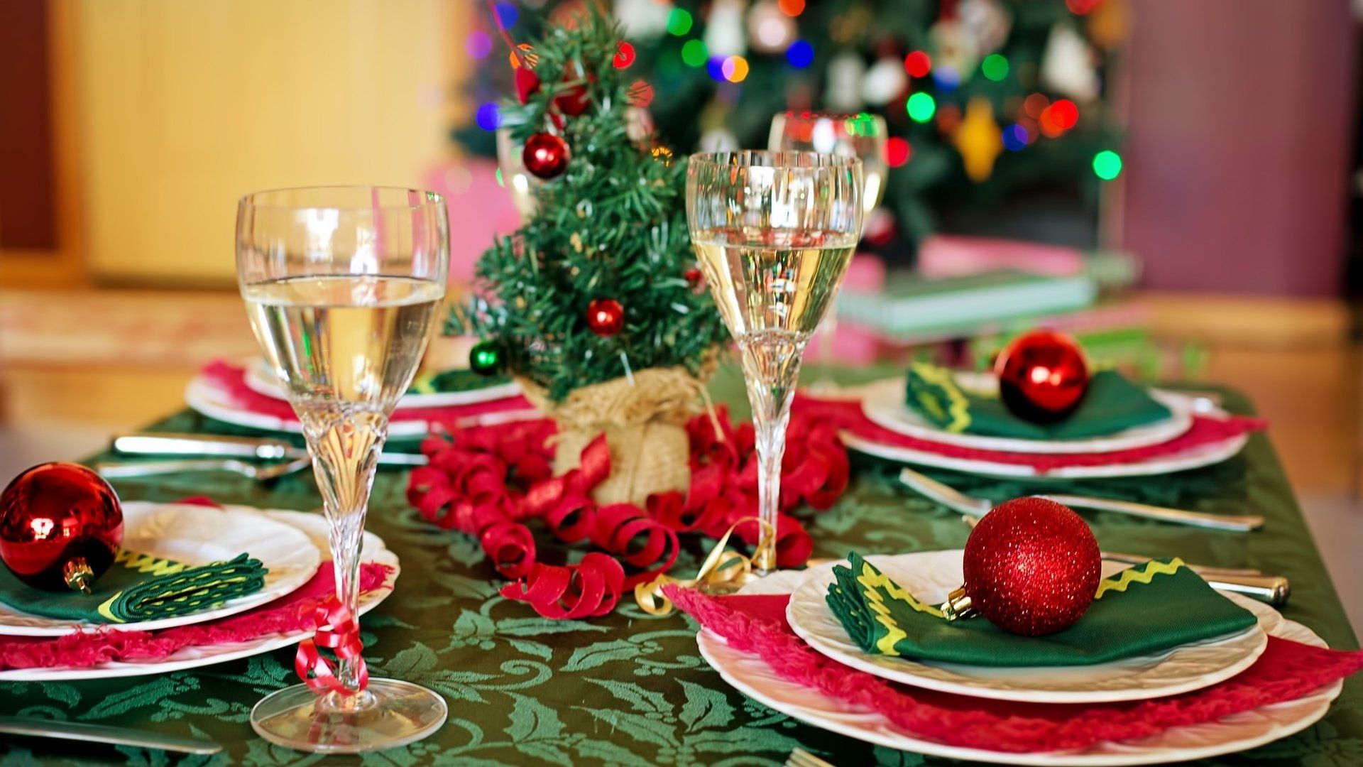 Influencer Muere Durante la Comida de Navidad de su Empresa; Esto Pasó