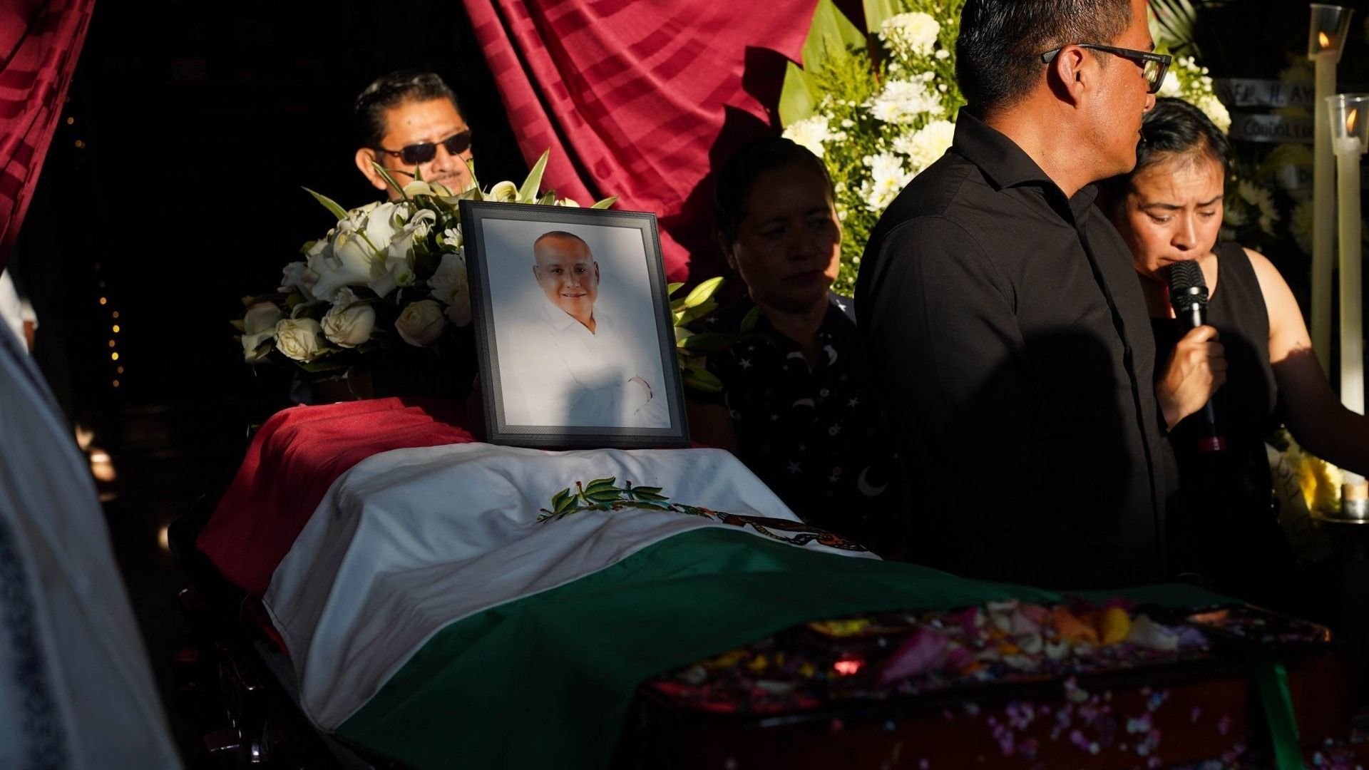 Pobladores Rinden Homenaje a Benito Aguas, Diputado Federal Asesinado en Veracruz