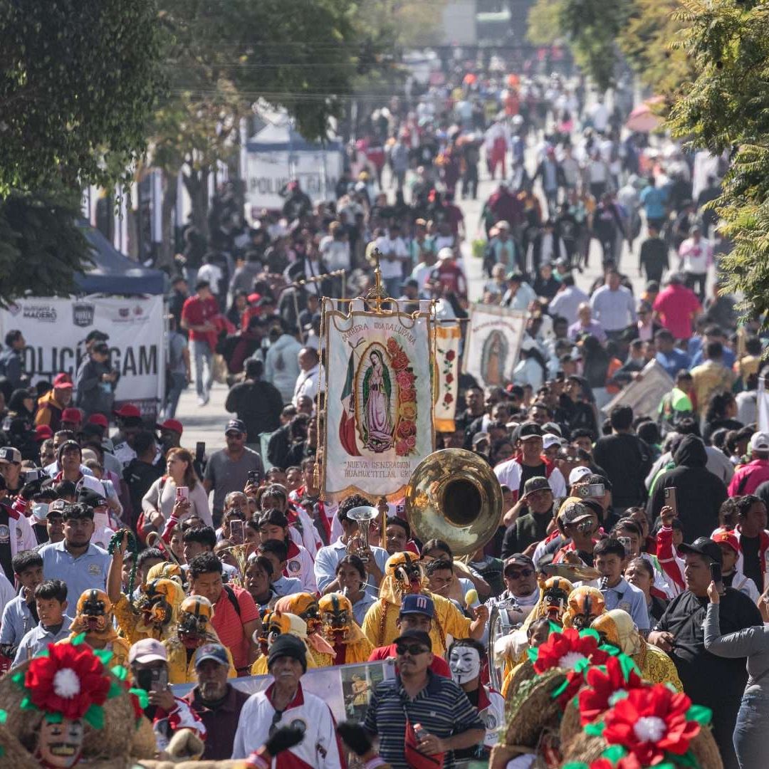 Así se Ve la Basílica de Guadalupe por Celebración a la Virgen, en CDMX