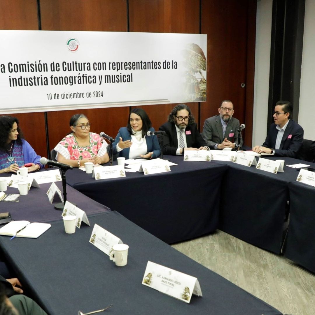 Senado e Industria Fonográfica Abordan Retos de Inteligencia Artificial y Piratería
