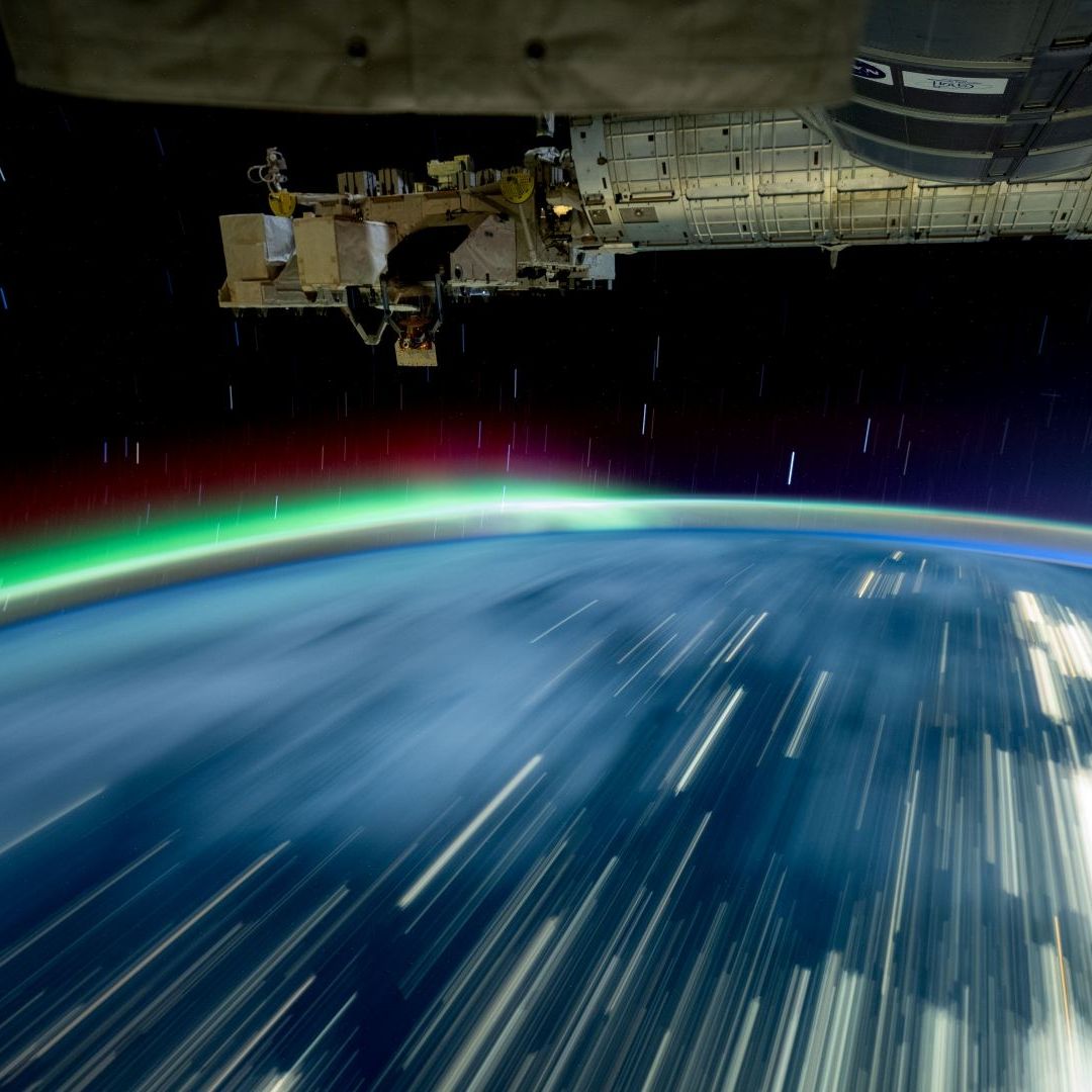 Ciencia en la EEI: 10 Impresionantes Fotos Científicas Tomadas en el Espacio este 2024
